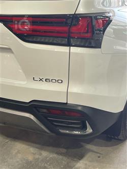لكزس LX